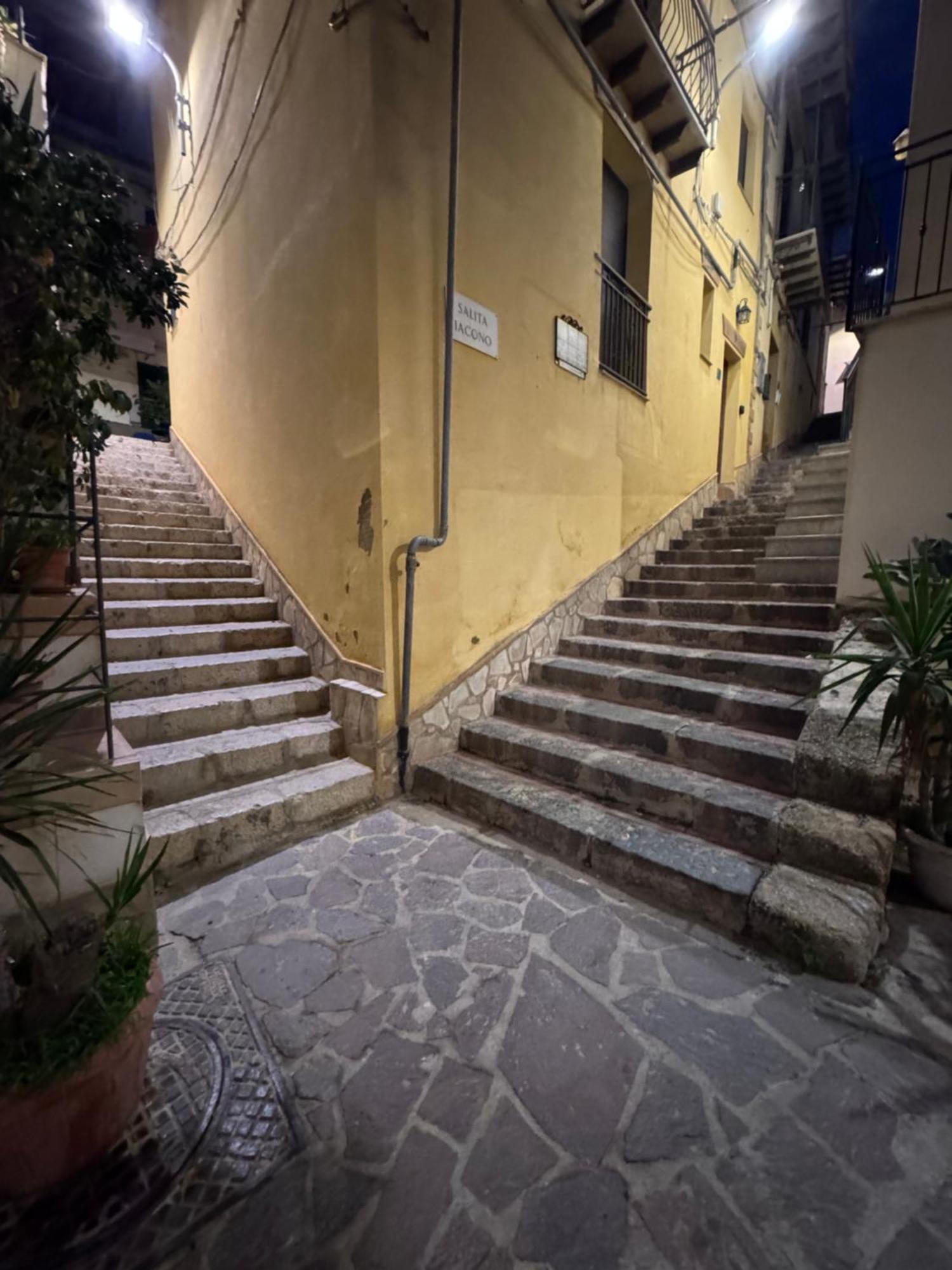 Le Scalette Del Centro Hotel Agrigento Exterior photo